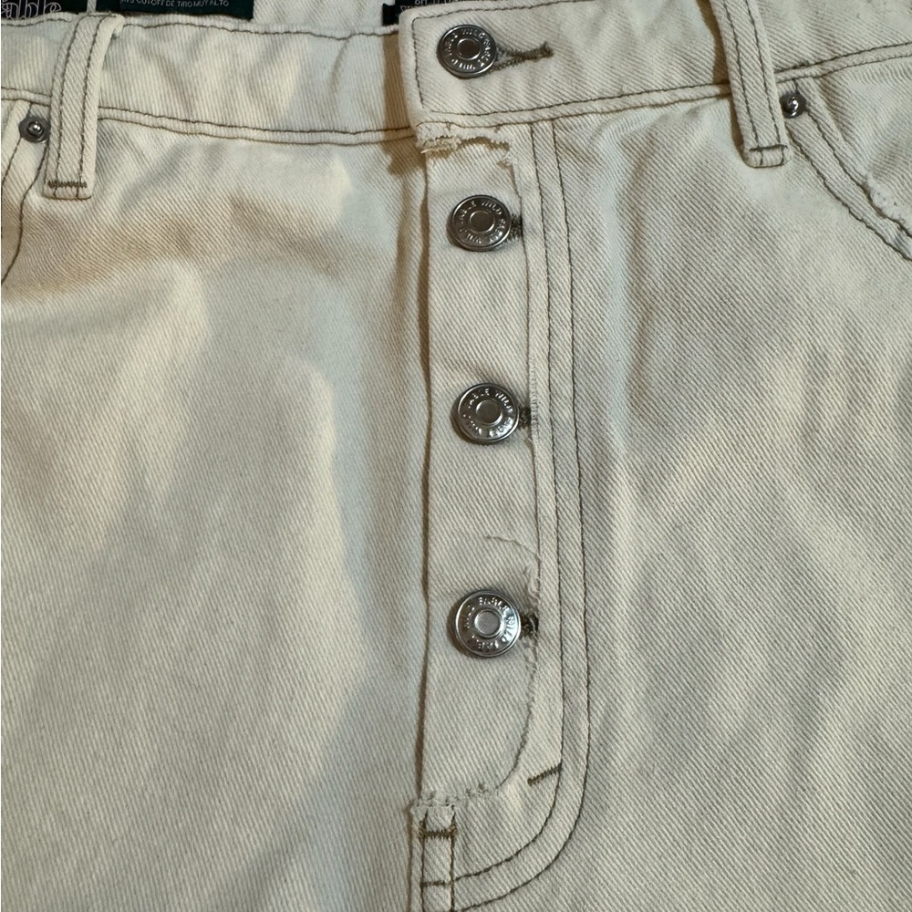 Wild Fable Off-White Button-Fly Jean Shorts - Picture 4 of 6